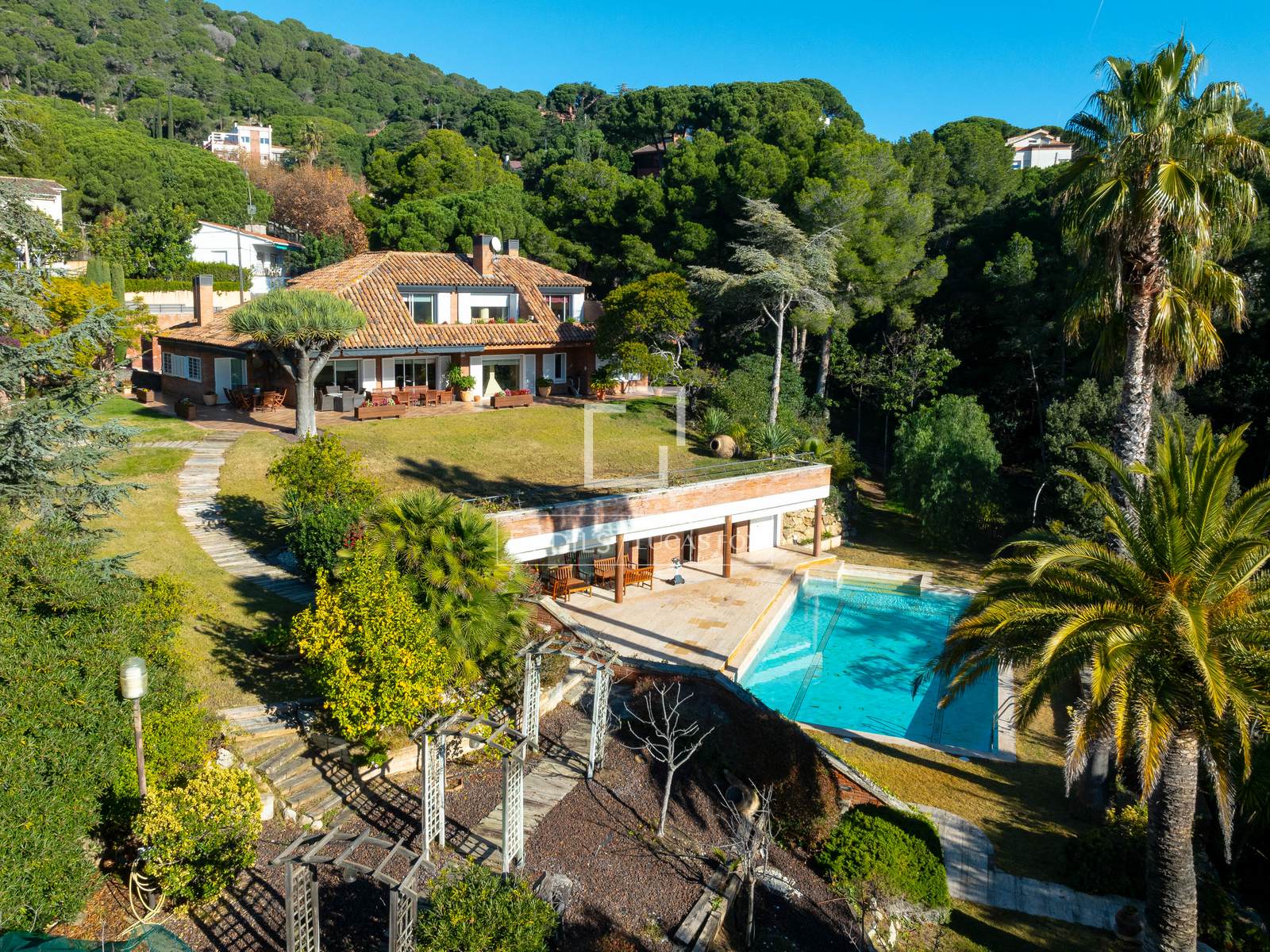 Villa in Premia De Dalt, Barcelona, Spanien 5 Schlafzimmer, 617 m2 Nr. 150288