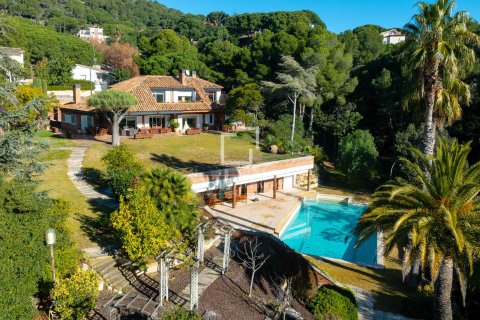 Villa i Premia De Dalt, Barcelona, Spanien 5 sovrum, 617 kvm. Nr. 150288