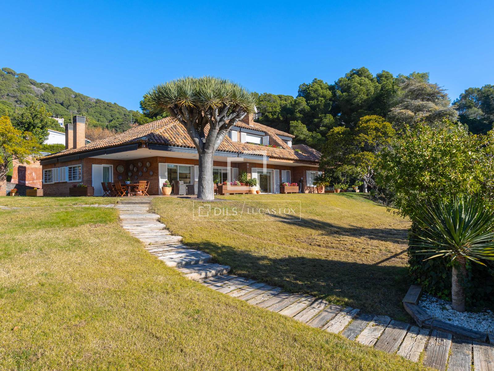 Villa in Premia De Dalt, Barcelona, Spanien 5 Schlafzimmer, 617 m2 Nr. 150288