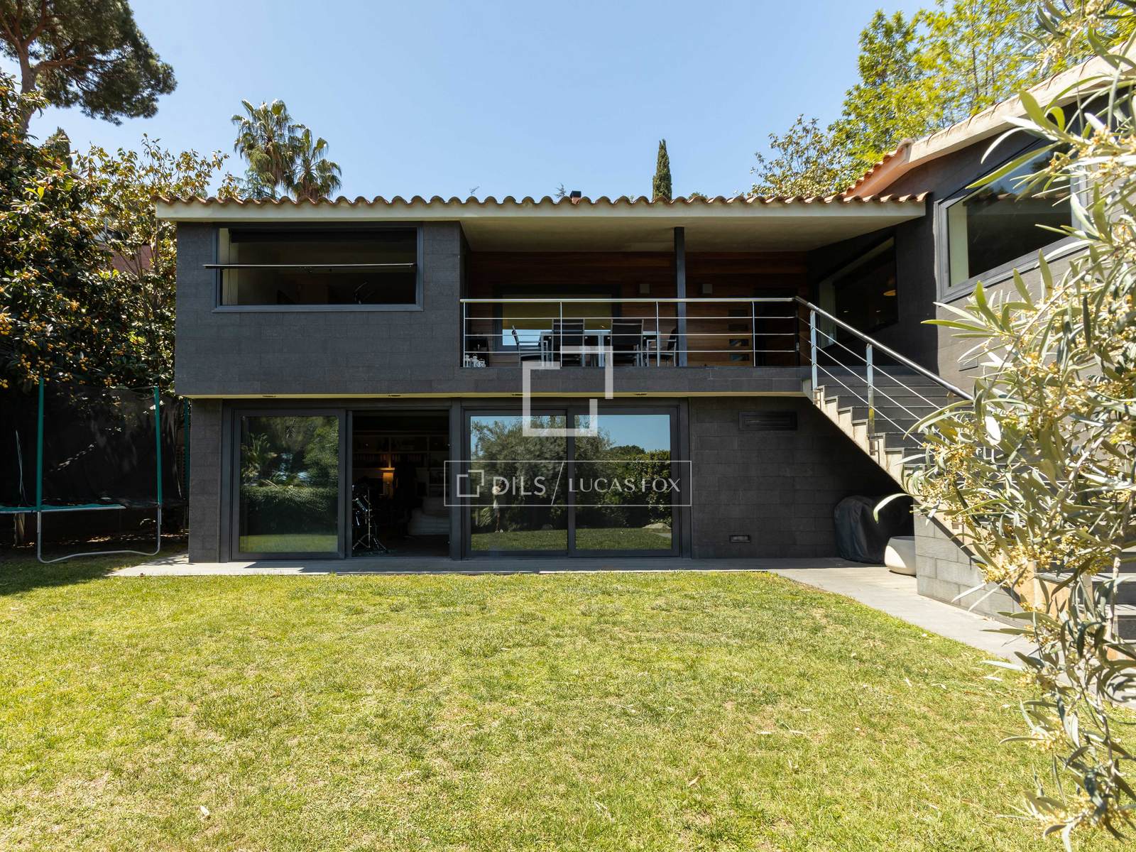 Willa w Premia De Dalt, Barcelona, Hiszpania 3 sypialnie, 338 mkw. nr 150292