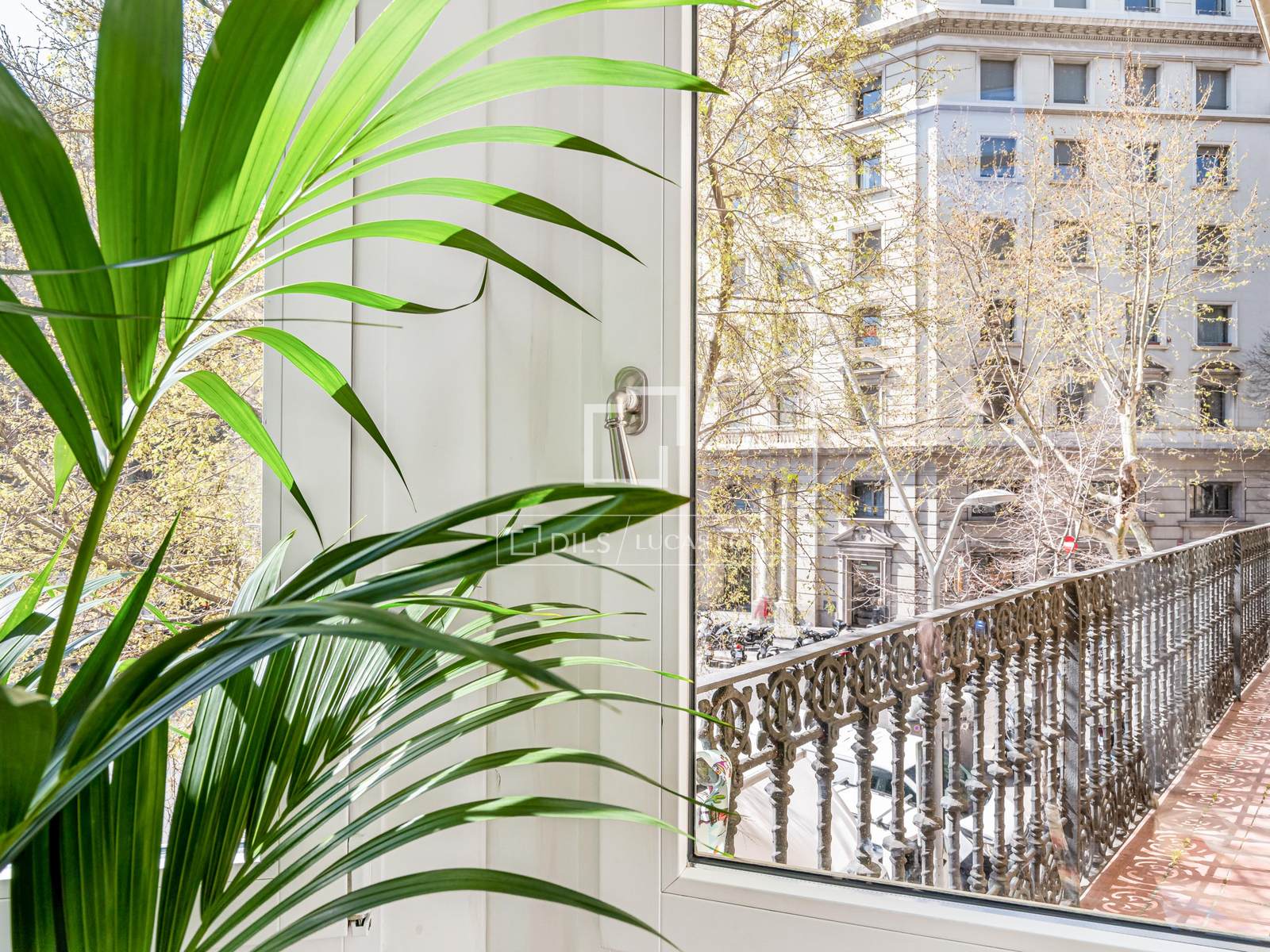 Appartamento a Barcelona, Spagna 5 camere da letto, 222 mq. N° 150287