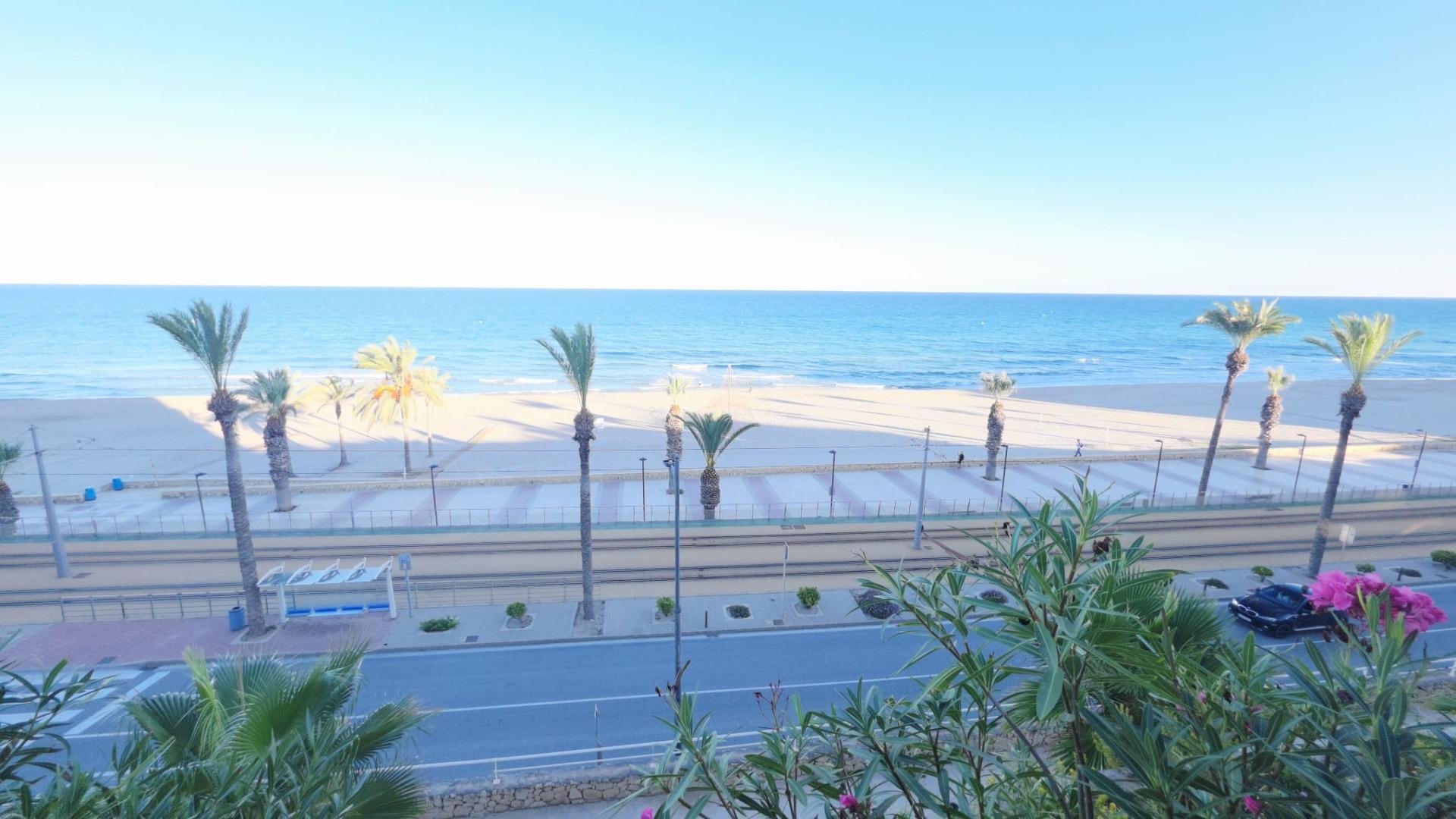 Apartament w El Campello, Alicante, Hiszpania 3 sypialnie, 81 mkw. nr 165593