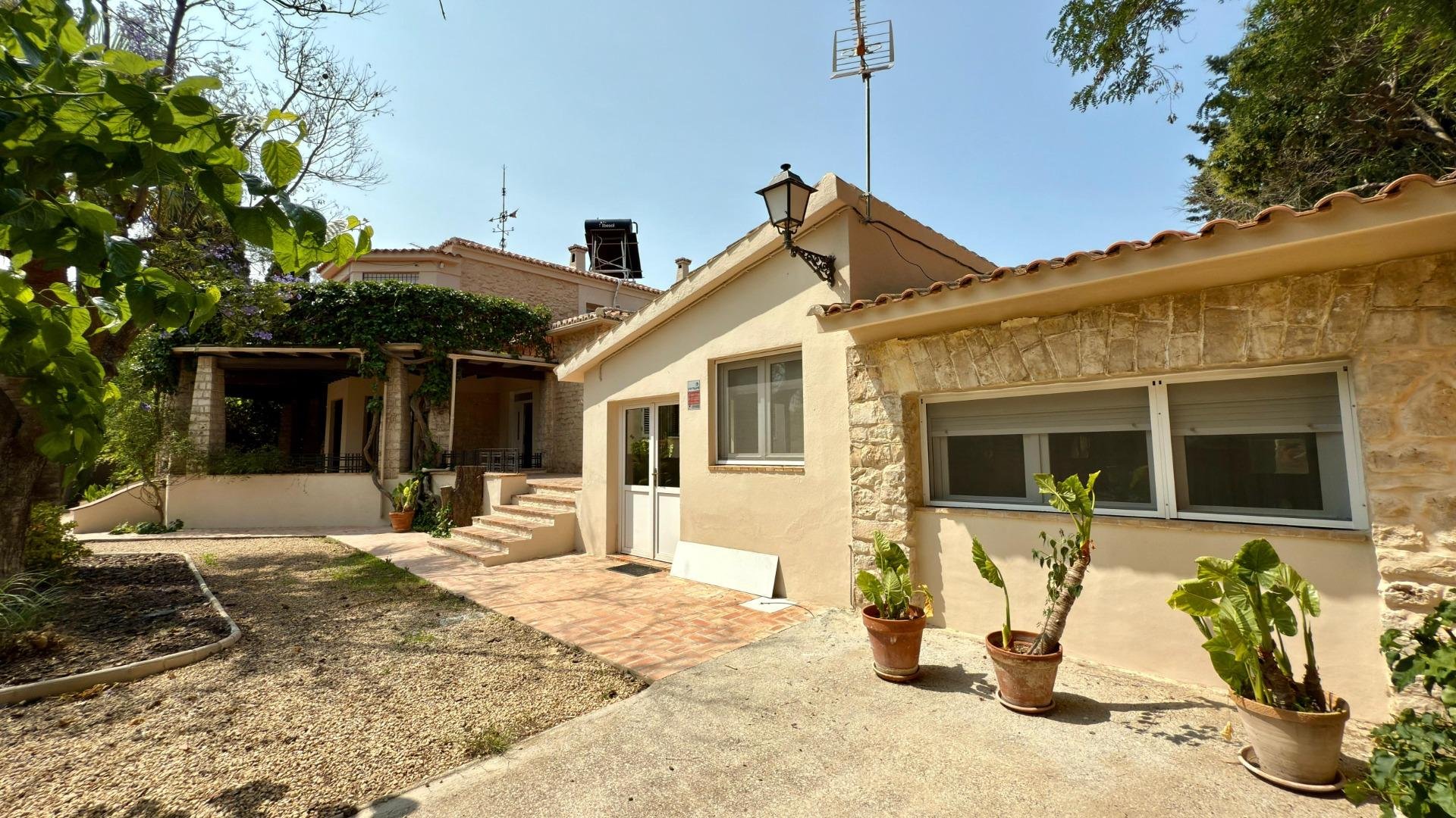 Квартира в Аликанте, Испания 6 спален, 500м2 №165598