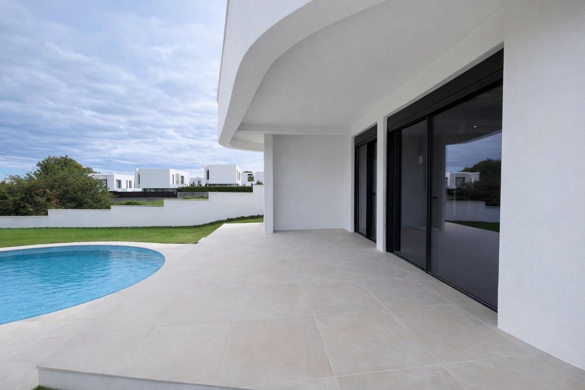Villa i La Font, Alicante, Spanien 4 sovrum, 500 kvm. Nr. 165595