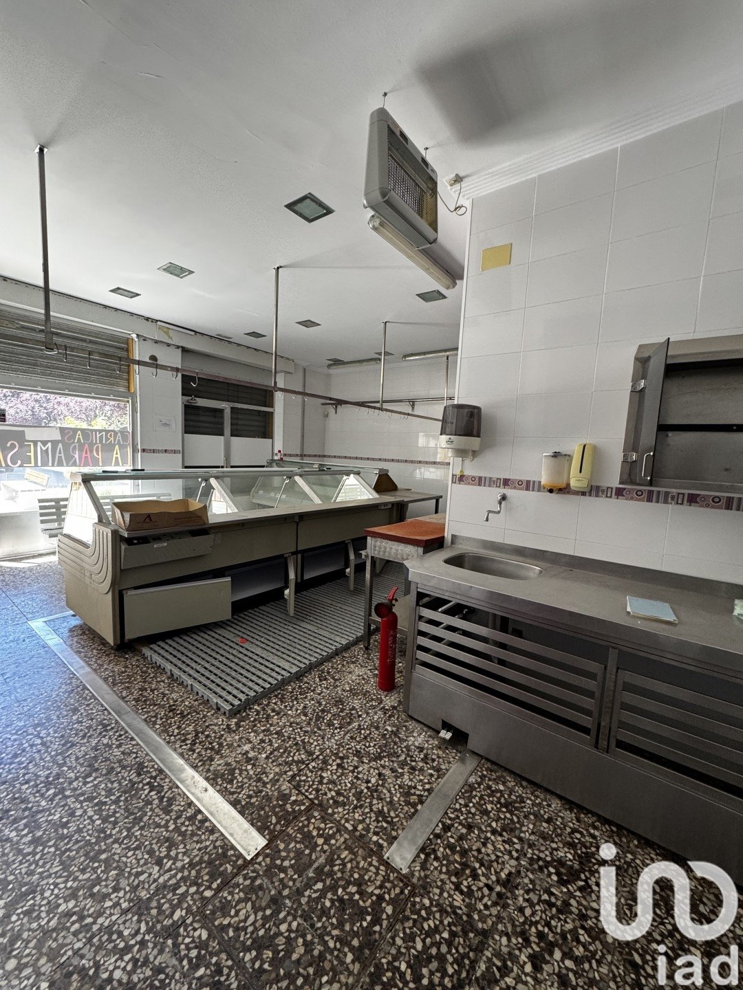 Propiedad comercial en León, España 161 m2 No. 185774