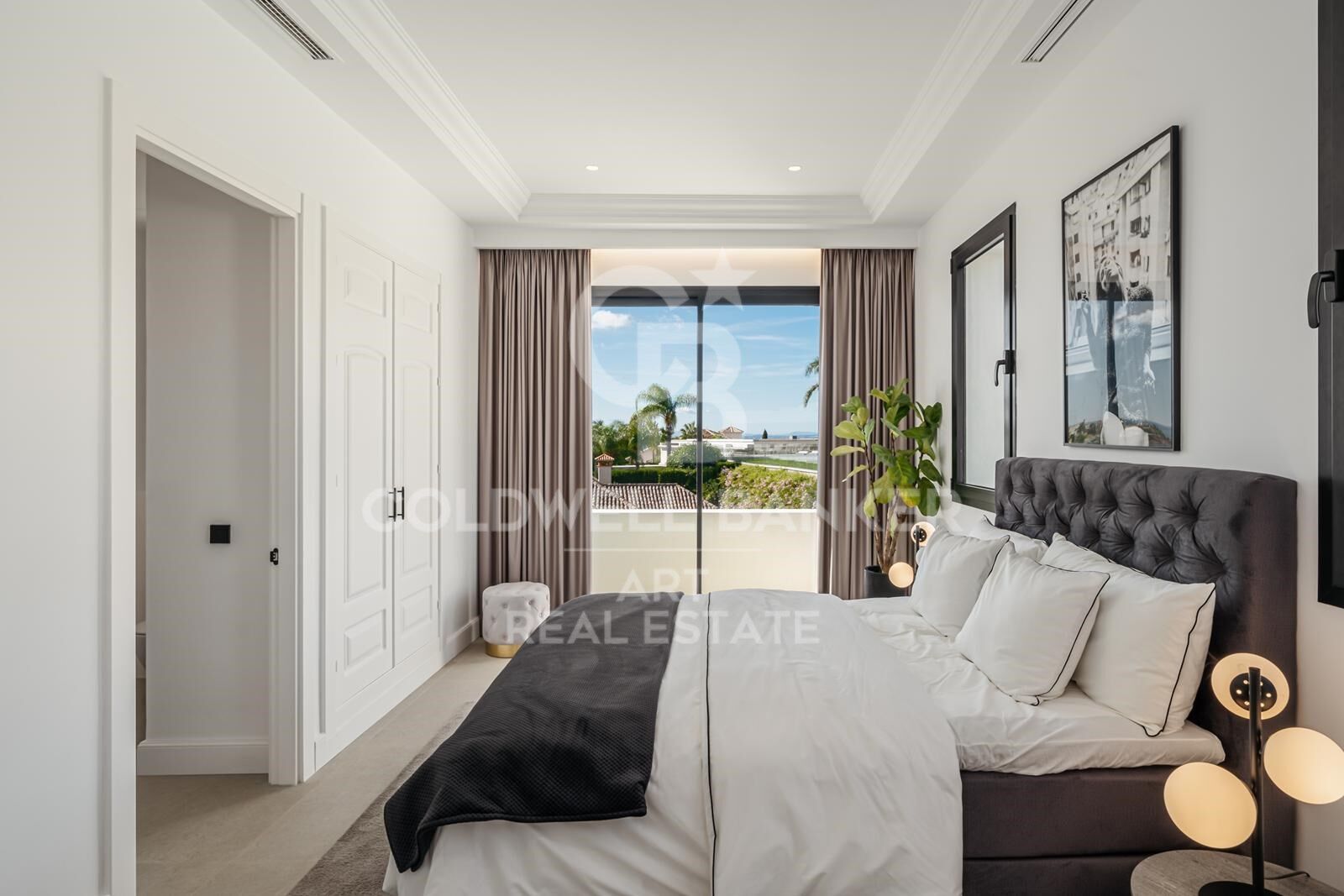 Villa a Benahavis, Malaga, Spagna 6 camere da letto, 1466 mq. N° 158899