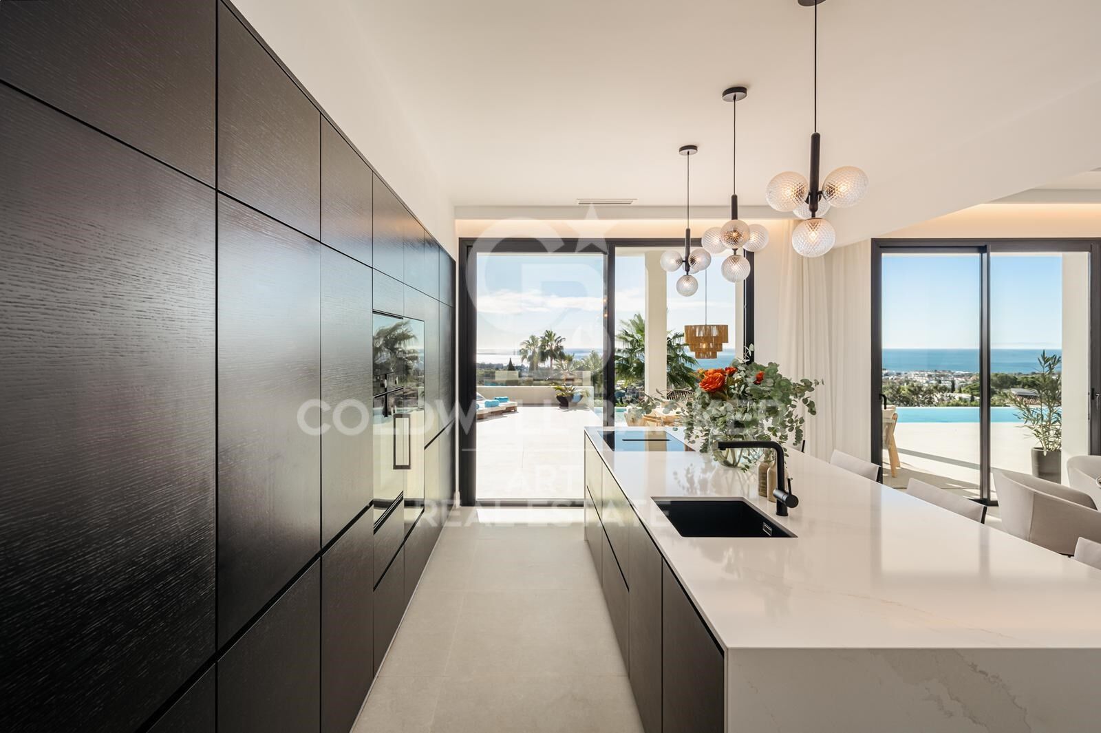 Villa a Benahavis, Malaga, Spagna 6 camere da letto, 1466 mq. N° 158899