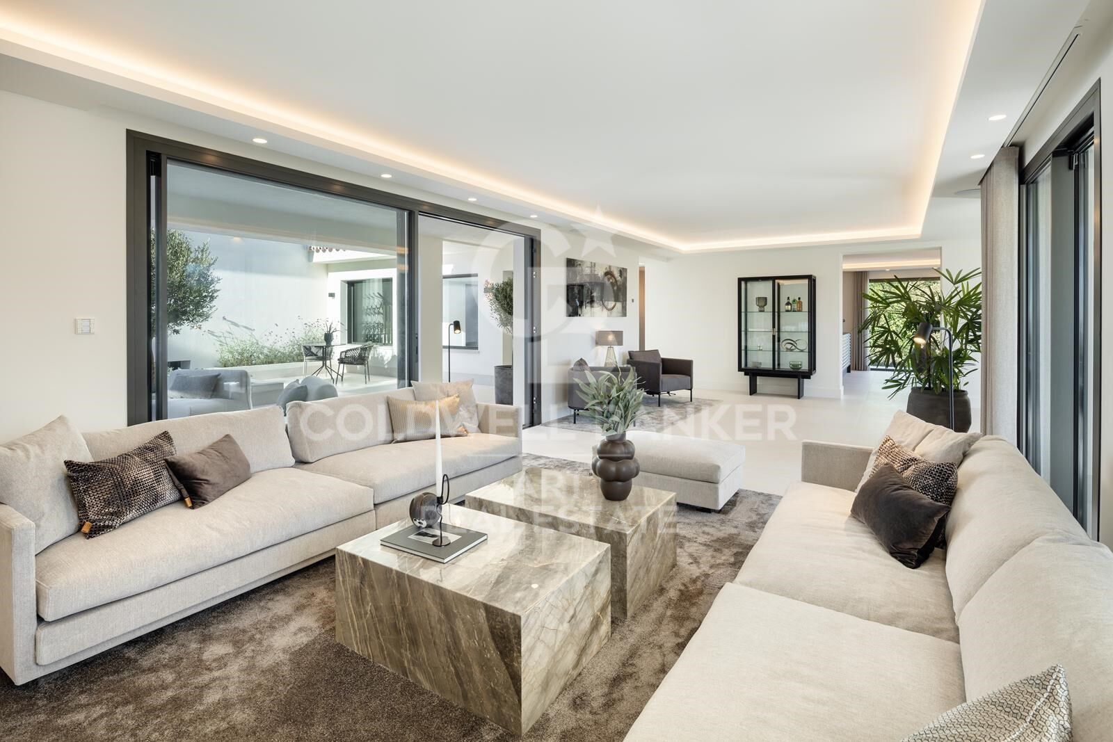 Willa w Marbella, Malaga, Hiszpania 5 sypialni, 648 mkw. nr 158900