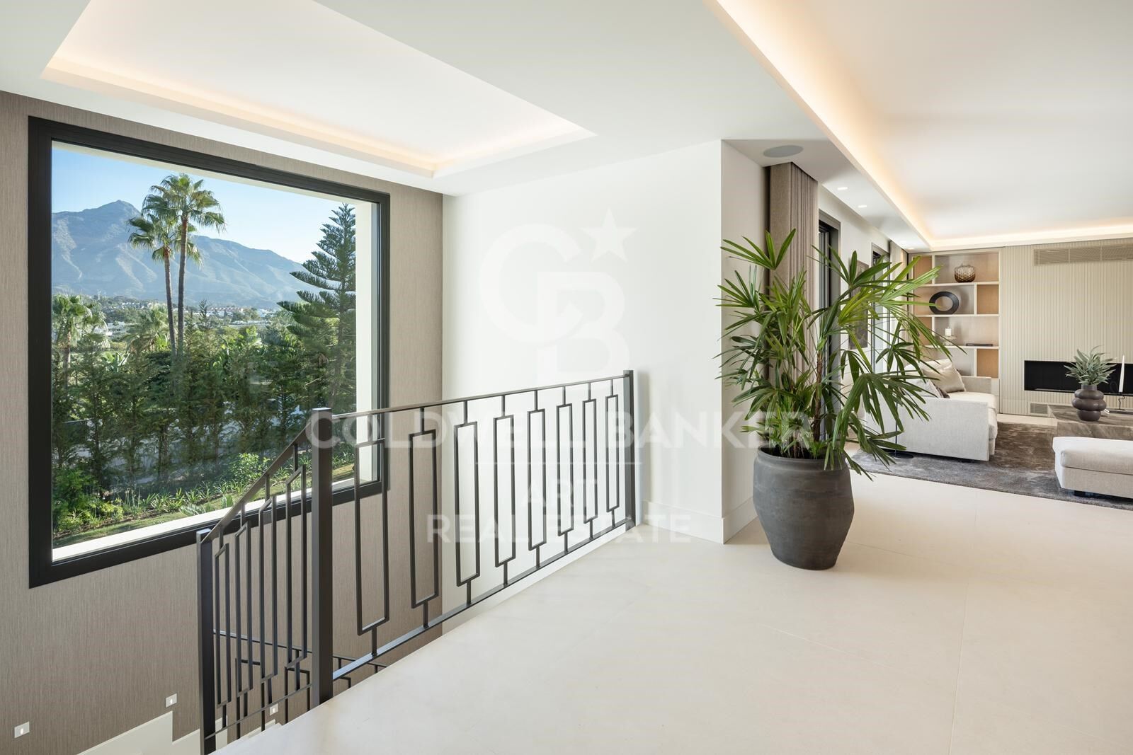 Willa w Marbella, Malaga, Hiszpania 5 sypialni, 648 mkw. nr 158900