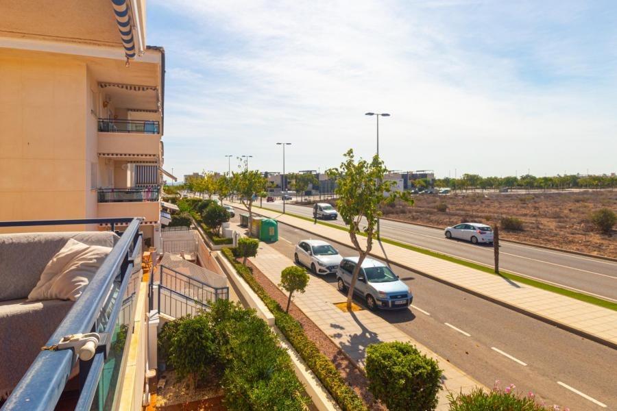 Dzīvoklis Pilar de la Horadada, Alicante, Spānijā 3 istabas, 103 m2 Nr. 113143