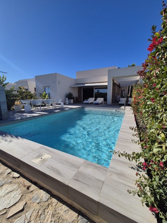 Huvila Lomas De La Juliana, Alicante, Espanja 2 makuuhuonetta, 132 m2 No. 146493
