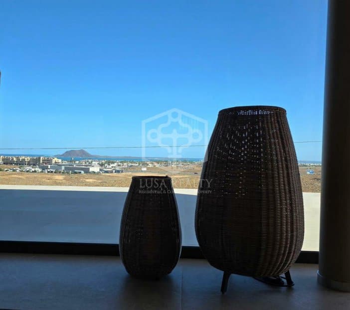 Huvila Fuerteventura, Espanja 4 makuuhuonetta, 355 m2 No. 140523