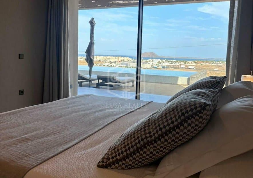 Huvila Fuerteventura, Espanja 4 makuuhuonetta, 355 m2 No. 140523