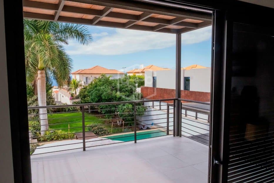 Villa in Adeje, Tenerife, Spanien 5 Schlafzimmer, 550 m2 Nr. 140522