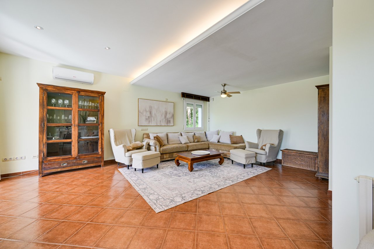 Huvila Tossa de Mar, Girona, Espanja 5 makuuhuonetta, 354 m2 No. 180670