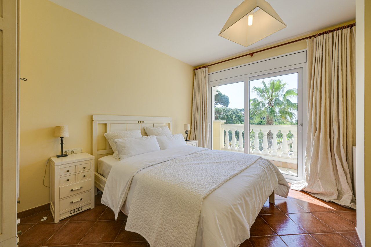 Huvila Tossa de Mar, Girona, Espanja 5 makuuhuonetta, 354 m2 No. 180670