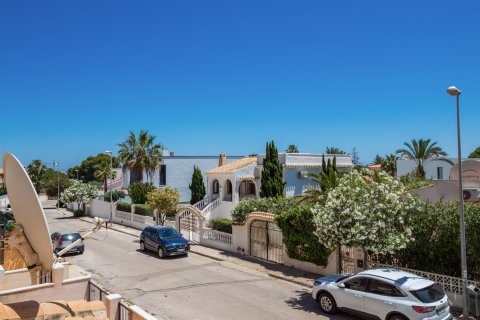Apartment in La Zenia, Alicante, Spain 2 bedrooms,  No. 190136