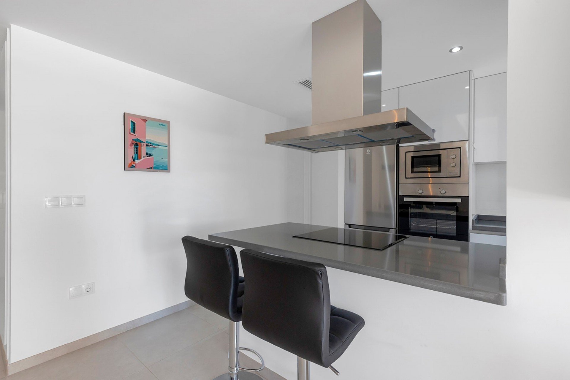 Apartamento en Alicante, España 2 dormitorios, 81 m2 No. 190132