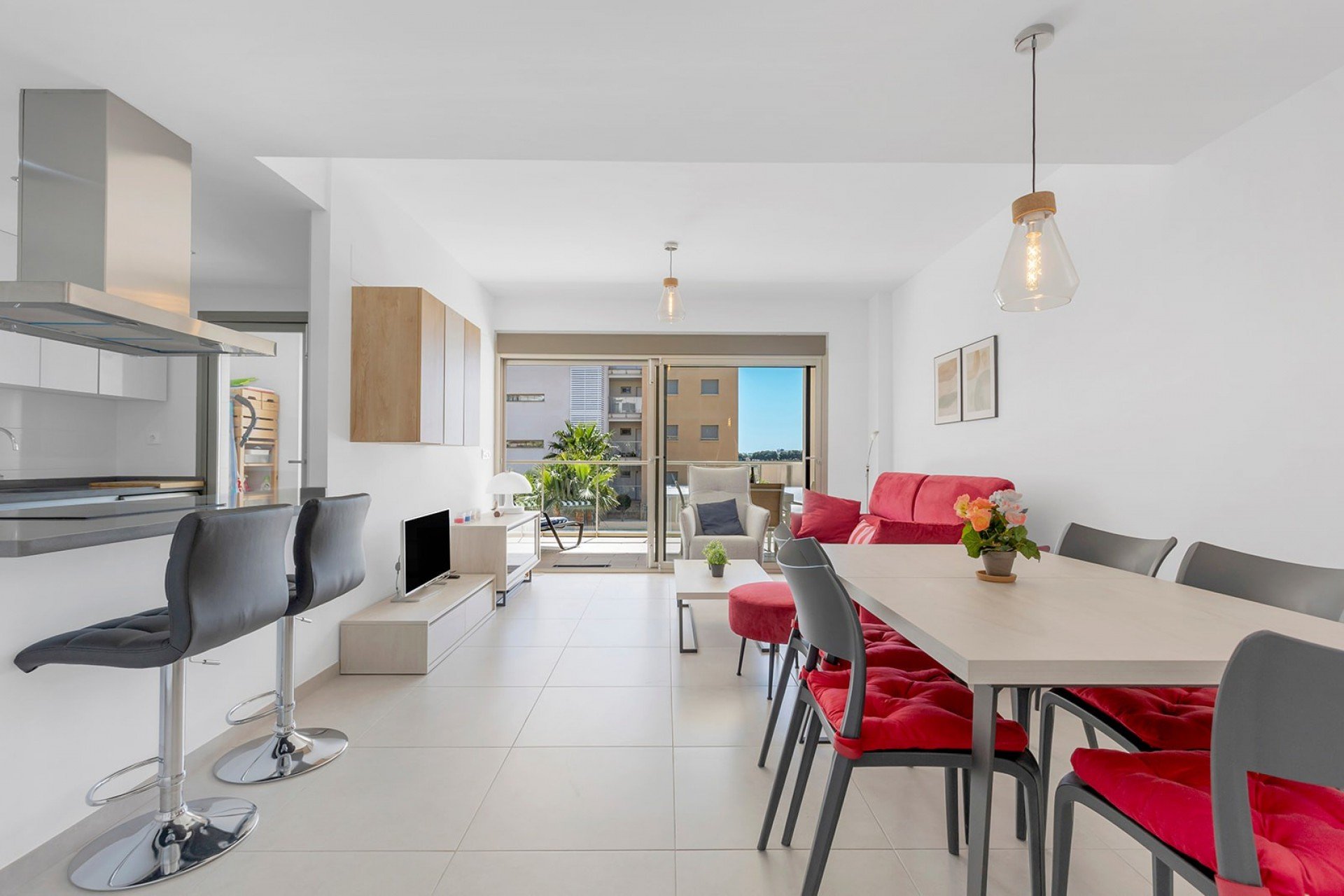 Apartamento en Alicante, España 2 dormitorios, 81 m2 No. 190132
