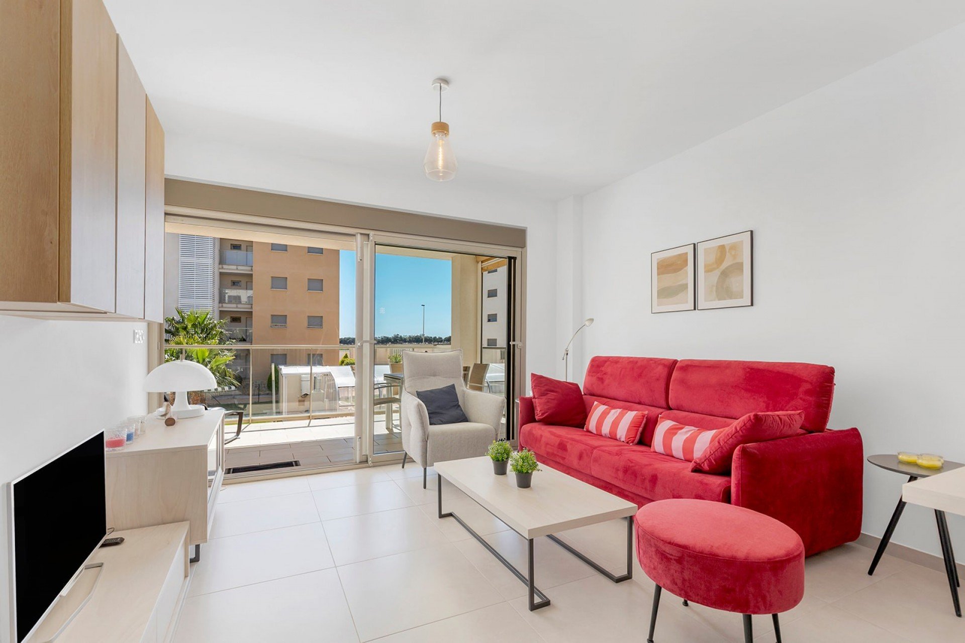 Apartamento en Alicante, España 2 dormitorios, 81 m2 No. 190132