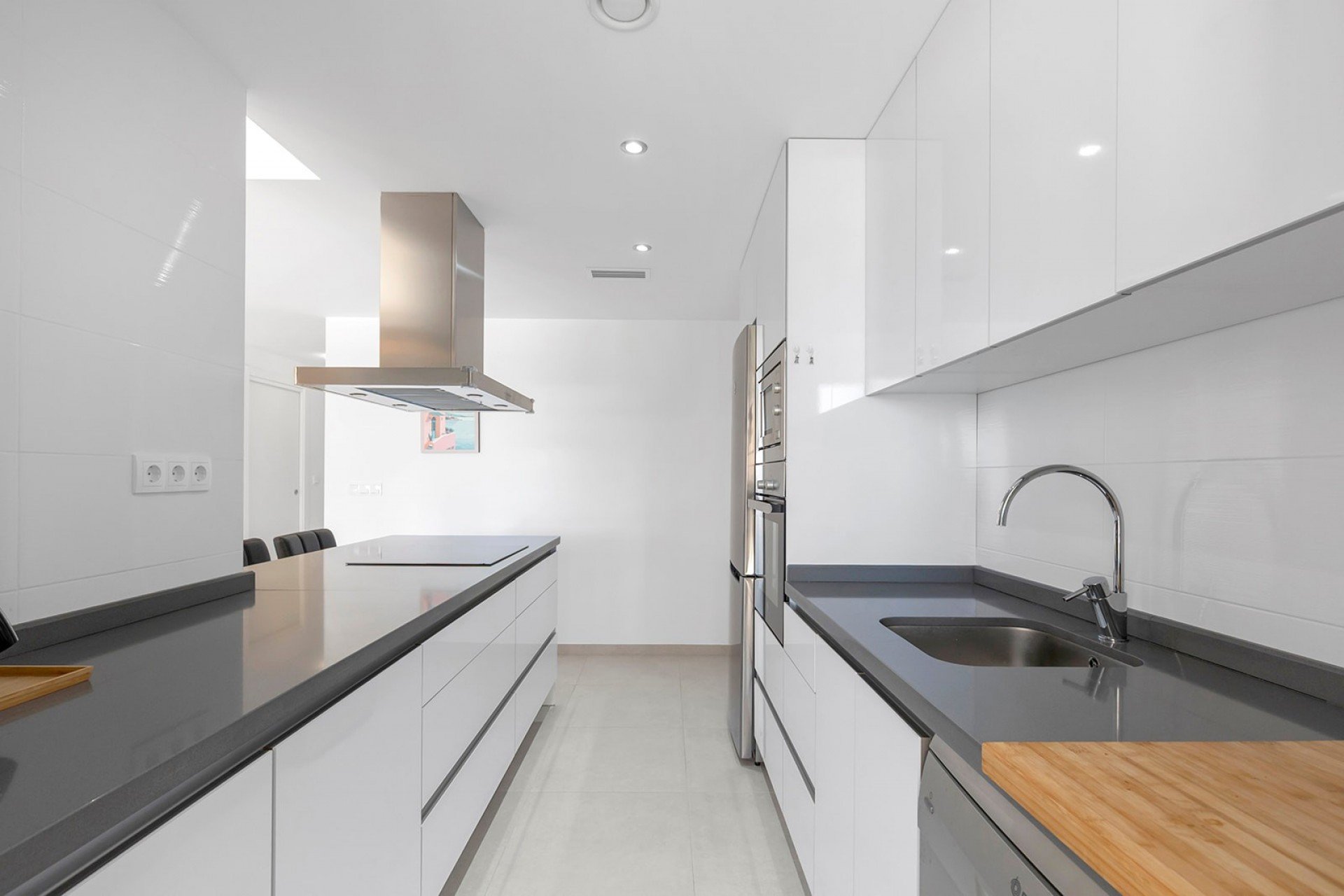 Apartamento en Alicante, España 2 dormitorios, 81 m2 No. 190132