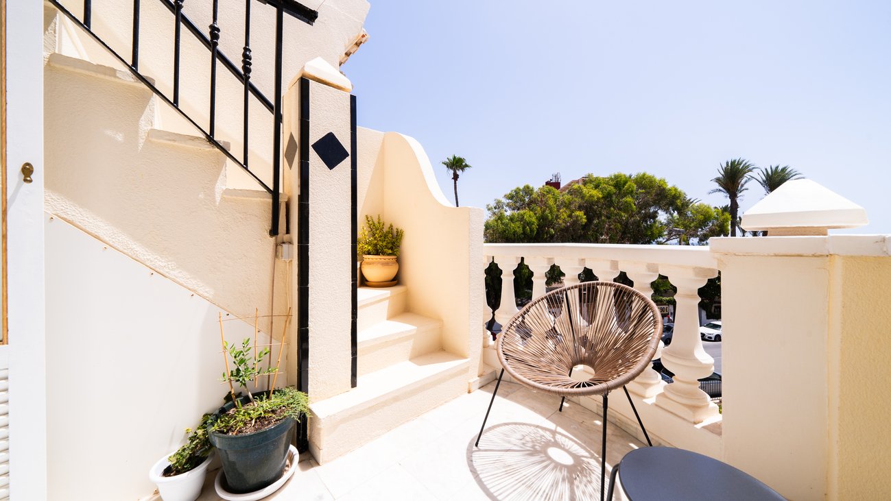 Apartamento en Torrevieja, Alicante, España 2 dormitorios, 72 m2 No. 190133