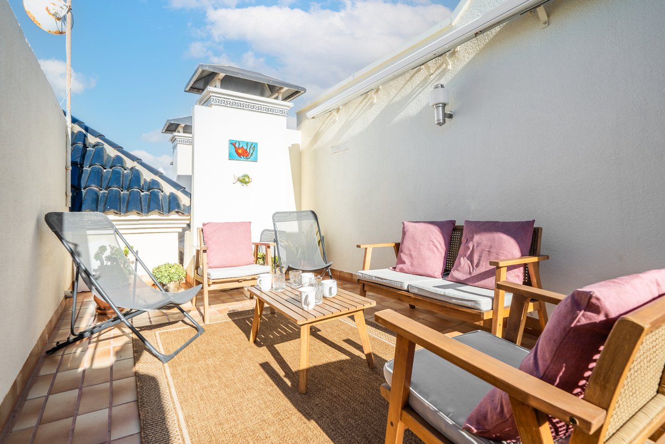 Apartamento en Torrevieja, Alicante, España 2 dormitorios, 72 m2 No. 190133