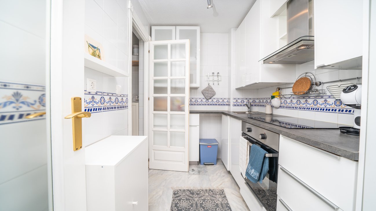 Apartamento en Torrevieja, Alicante, España 2 dormitorios, 72 m2 No. 190133