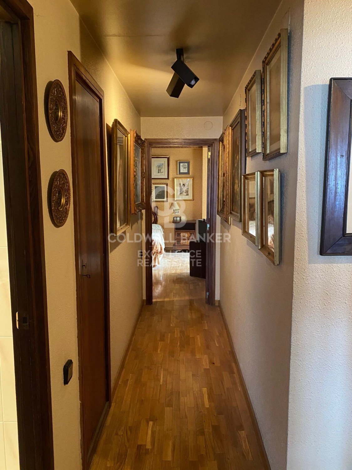 Apartament w Valencia, Hiszpania 4 sypialnie, 209 mkw. nr 159896
