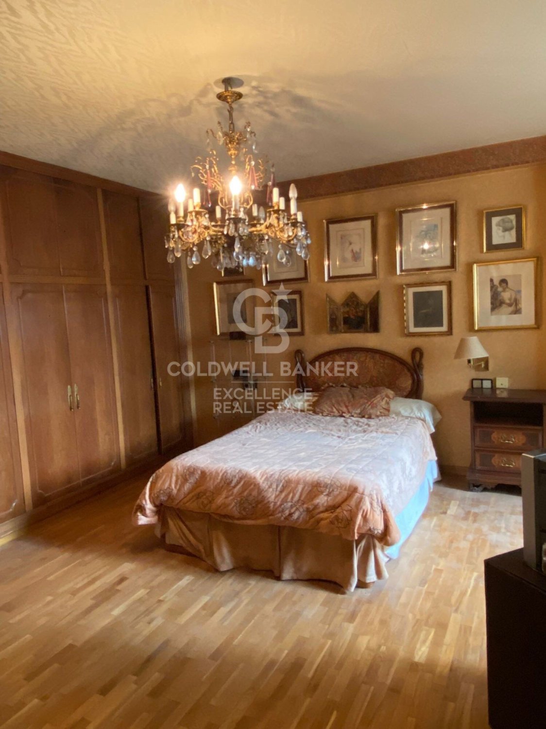 Apartament w Valencia, Hiszpania 4 sypialnie, 209 mkw. nr 159896