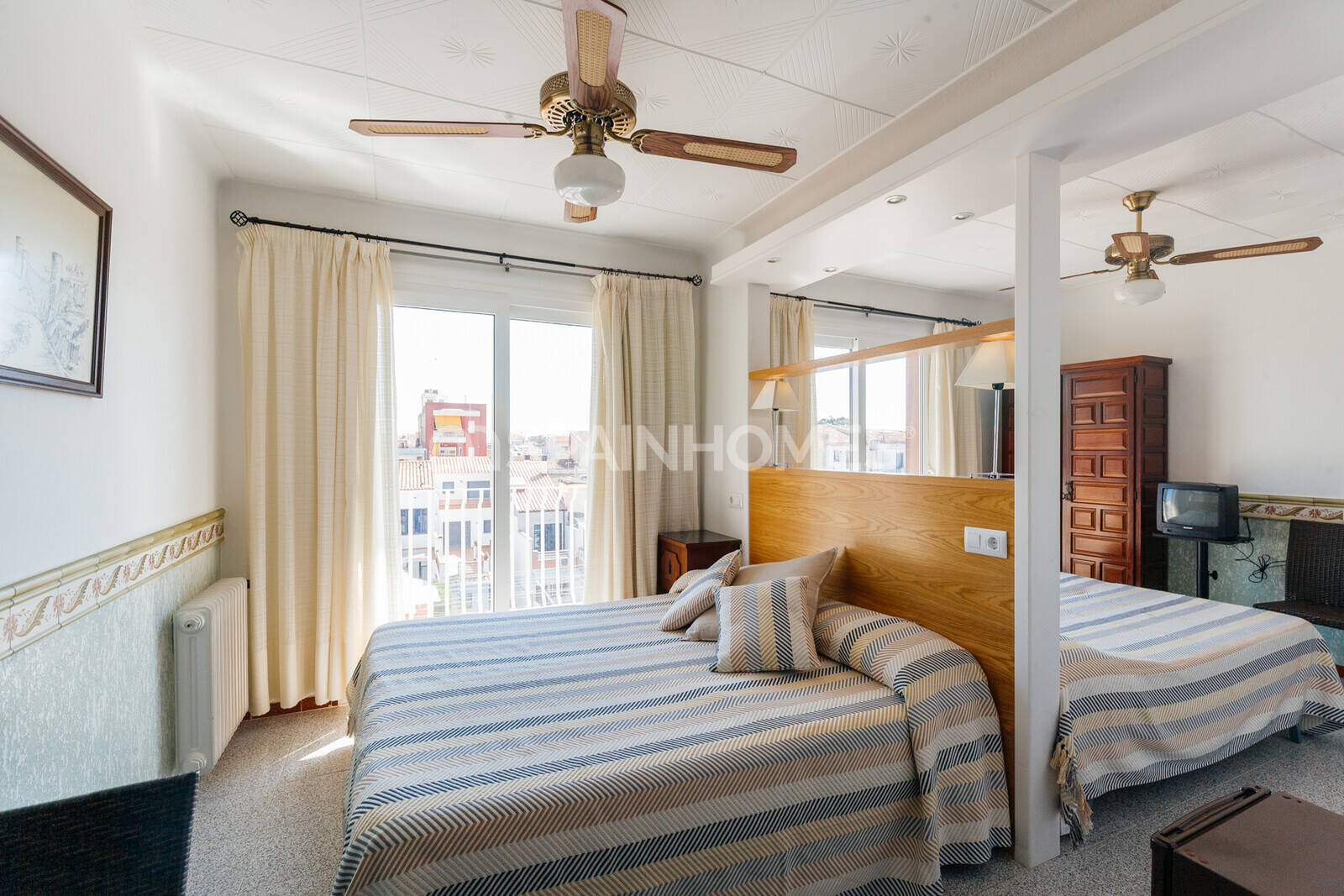 Commercial property à Malgrat de Mar, Barcelona, Espagne 24 chambres, 1100 m2 No. 167919