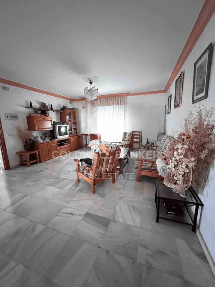 Дом в Алаурин-де-ла-Торре, Малага, Испания 3 спальни, 2100м2 №159875