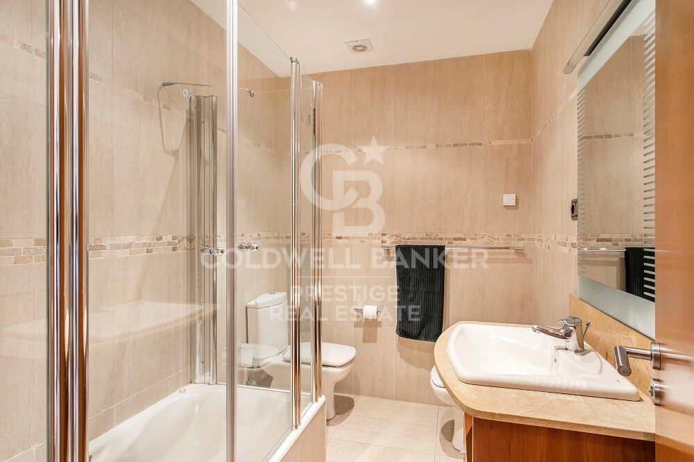 Дом в Эсплугес-де-Льобрегат, Барселона, Испания 5 спален, 490м2 №179228
