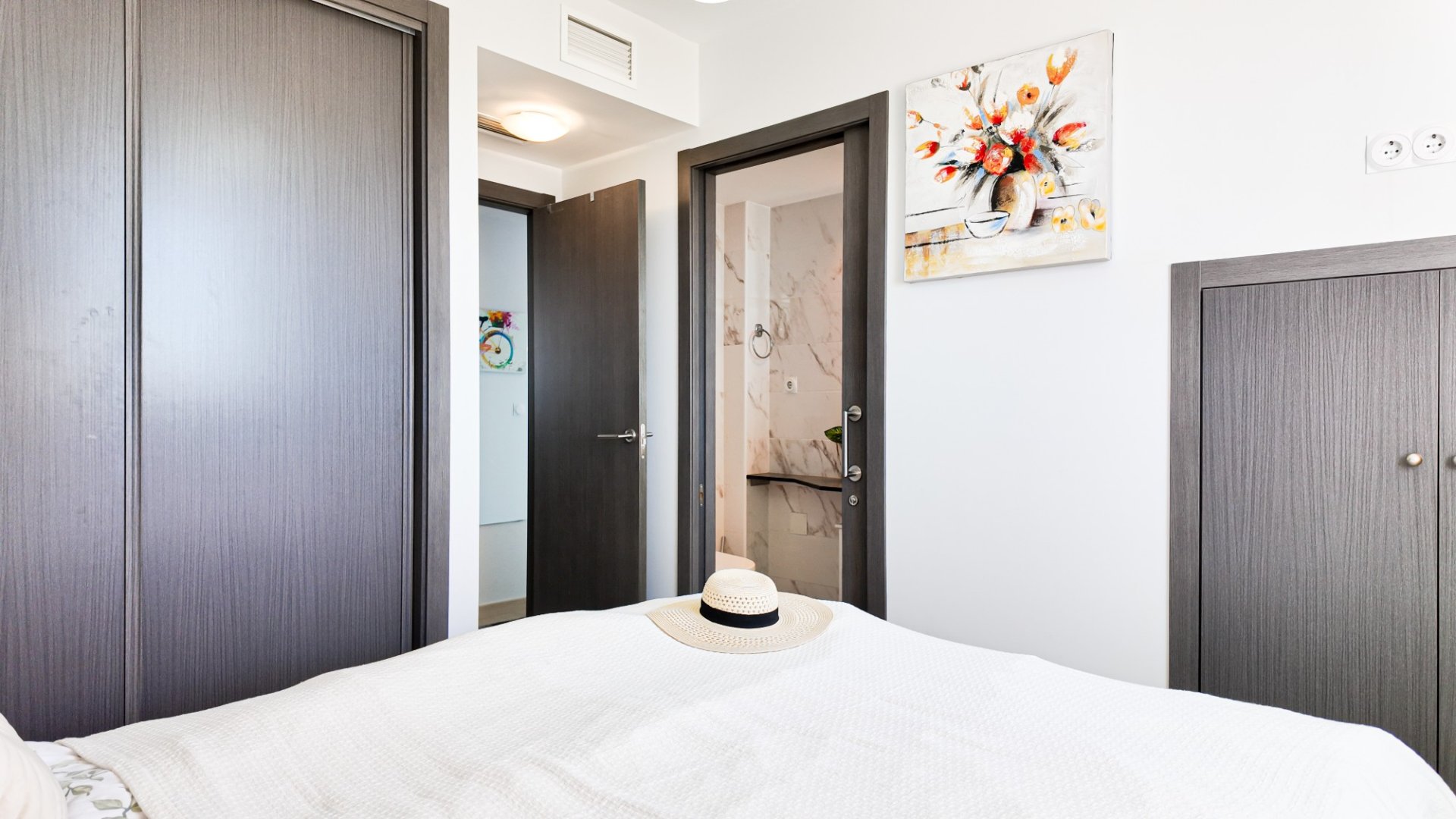 Apartment in Villamartin, Alicante, Spain 2 bedrooms, 131 sq.m. No. 189445