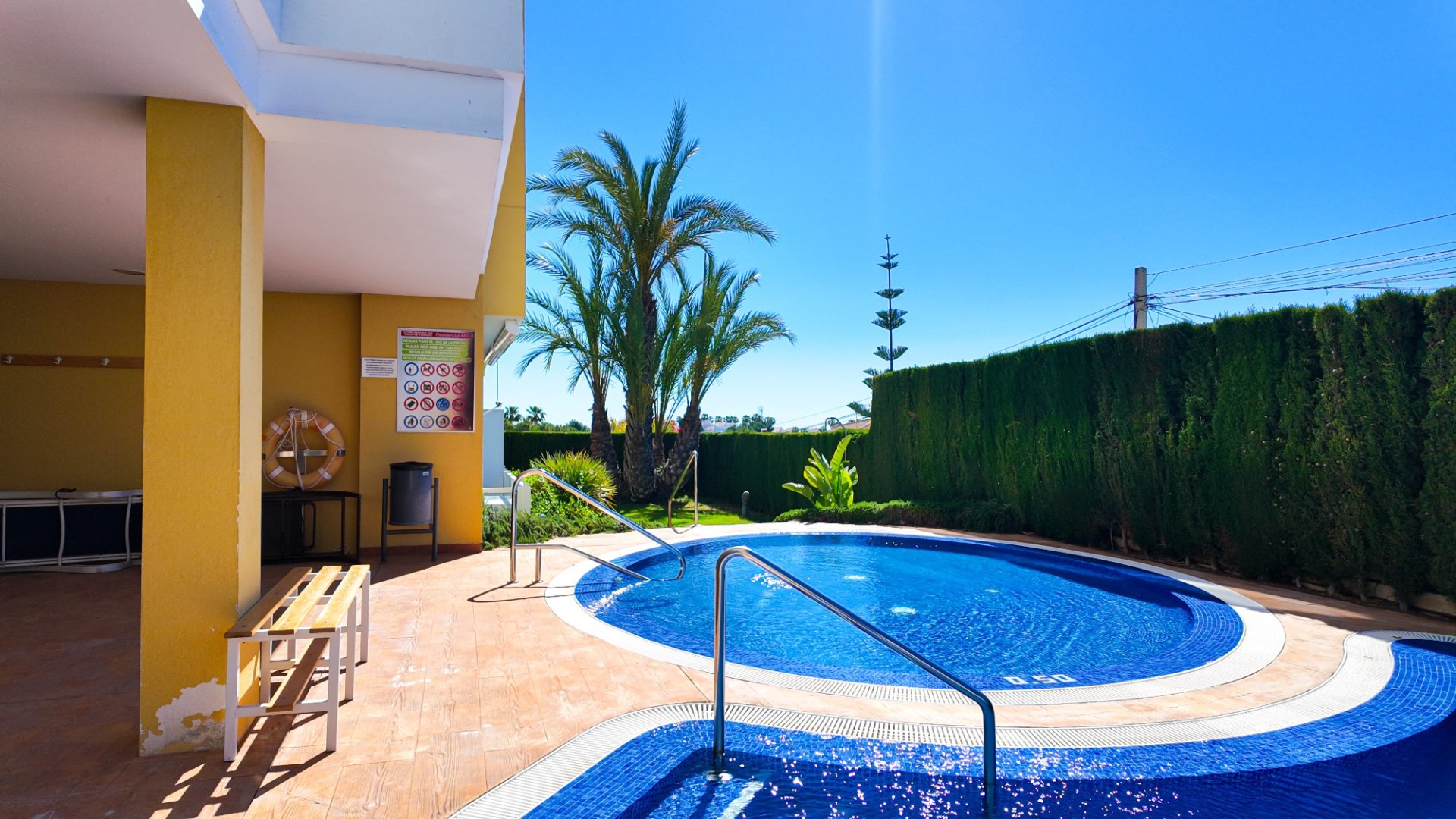 Apartment in Villamartin, Alicante, Spain 2 bedrooms, 131 sq.m. No. 189445