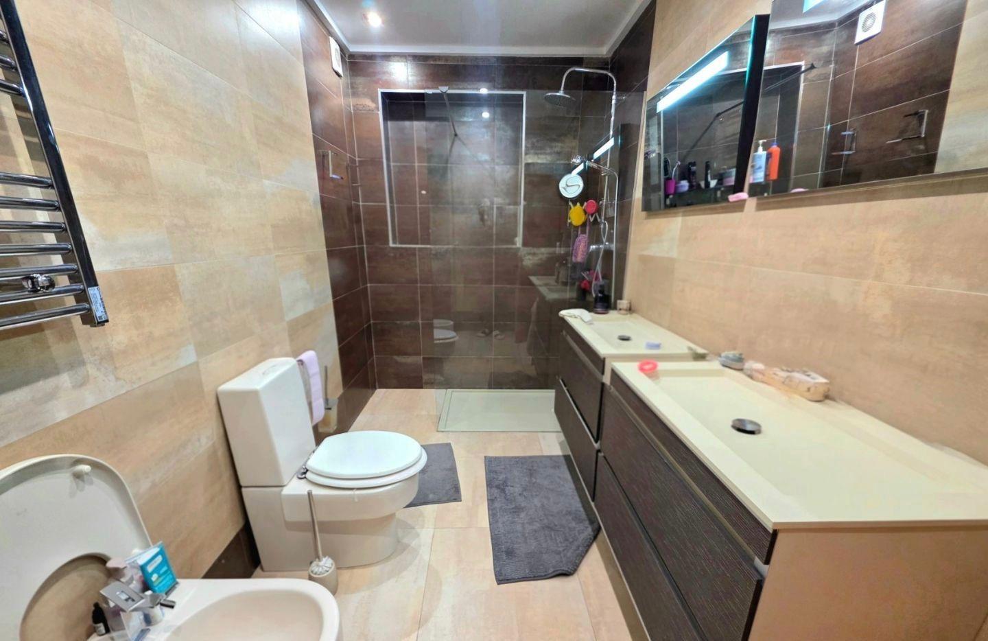 Villa in Dehesa De Campoamor, Alicante, Spain 5 bedrooms, 265 sq.m. No. 189450