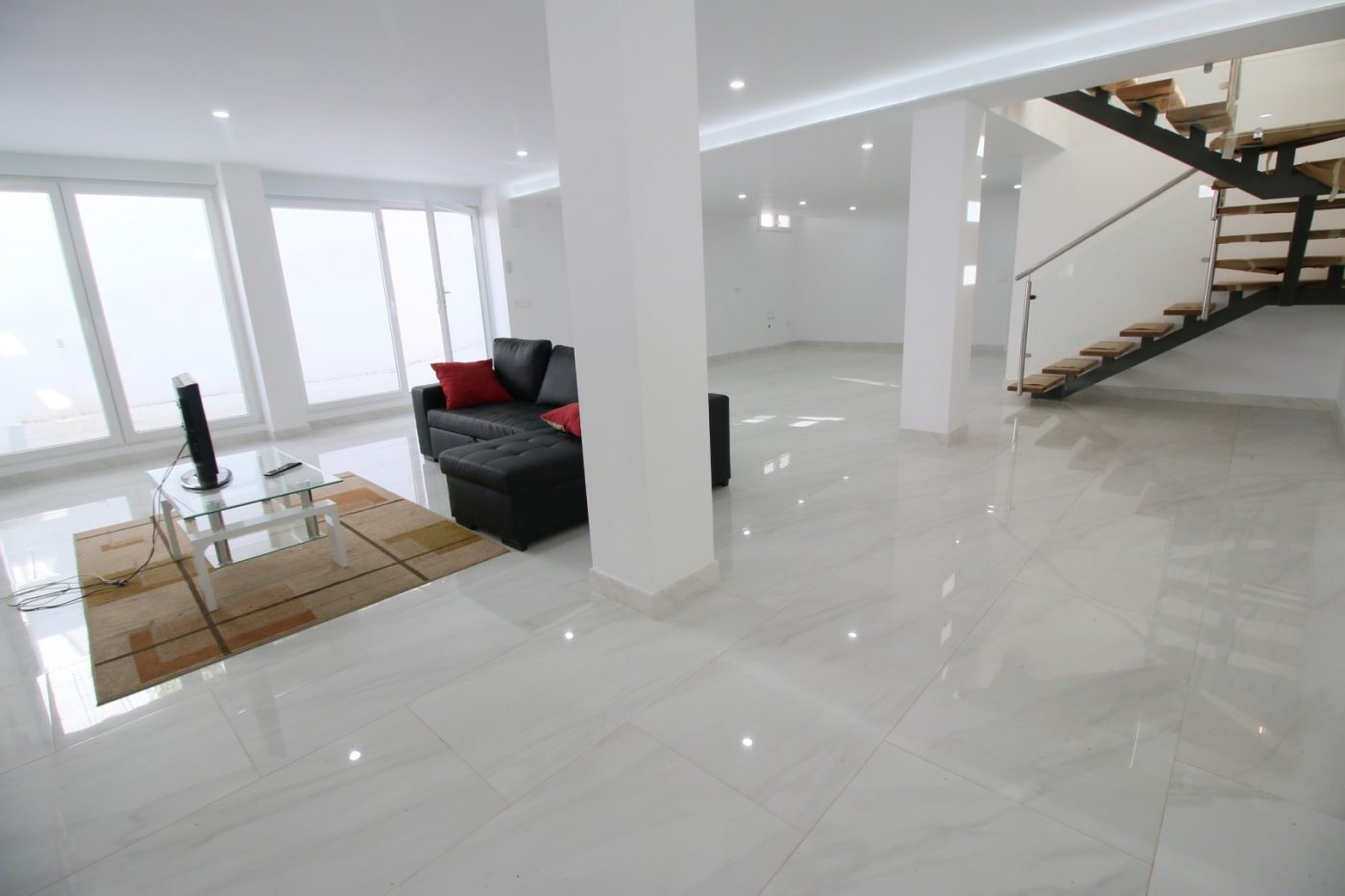 Apartment in La Torre, Alicante, Spain 4 bedrooms, 330 sq.m. No. 165071