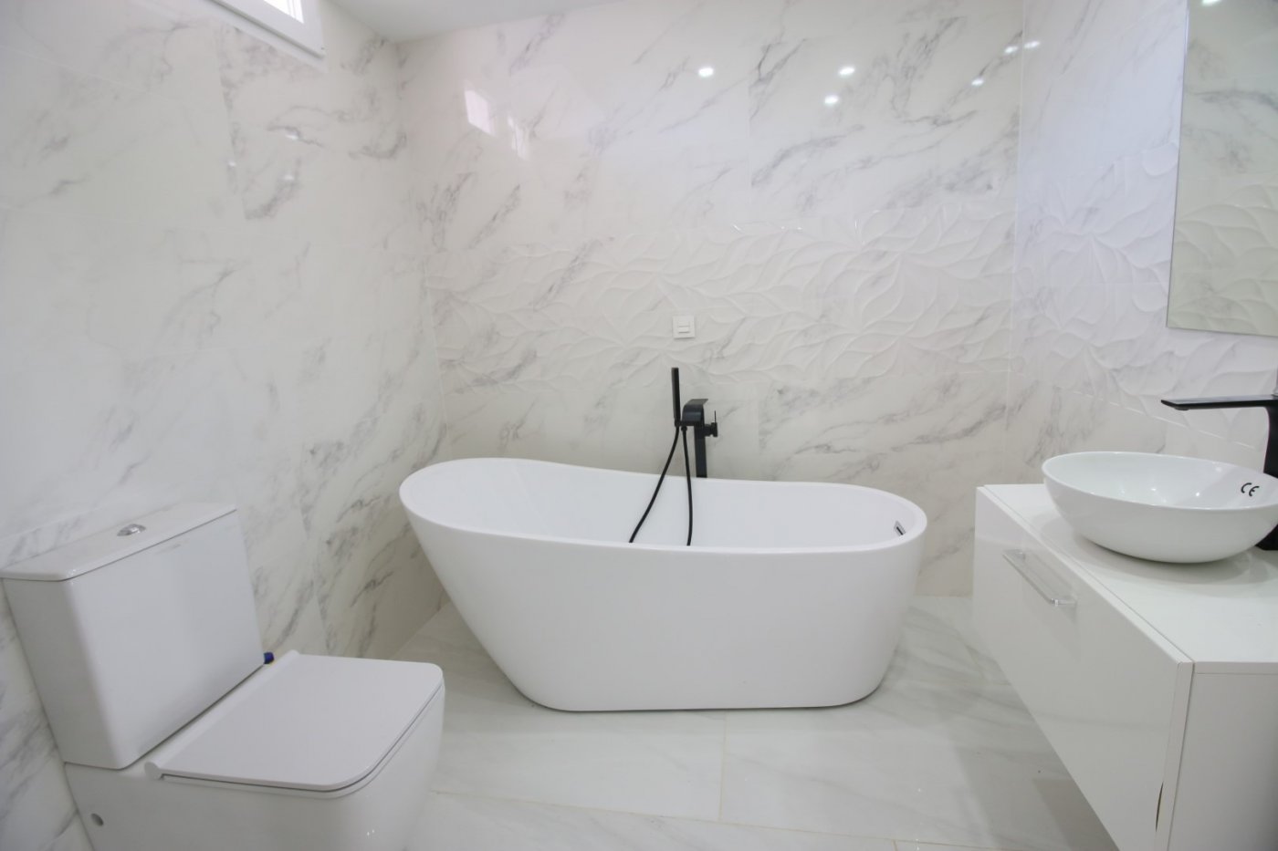 Apartment in La Torre, Alicante, Spain 4 bedrooms, 330 sq.m. No. 165071