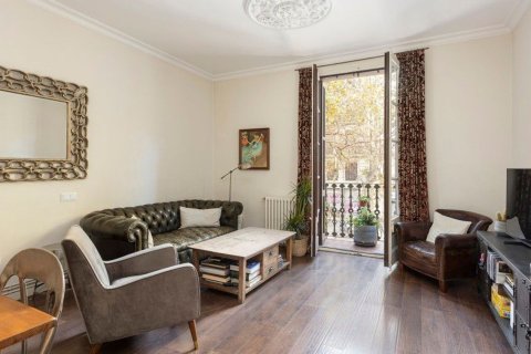 Apartment in Barcelona, Spain 2 bedrooms, 114 sq.m. No. 156652