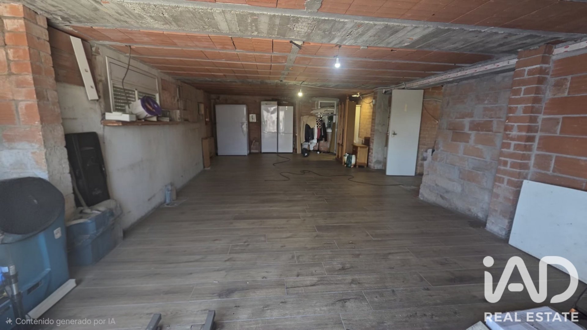 Talo Castellet i la Gornal, Barcelona, Espanja 3 makuuhuonetta, 198 m2 No. 192184