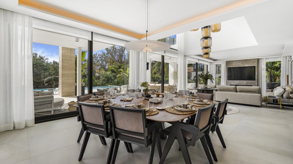 Villa in Marbella, Malaga, Spanien 6 Schlafzimmer, 823 m2 Nr. 99393