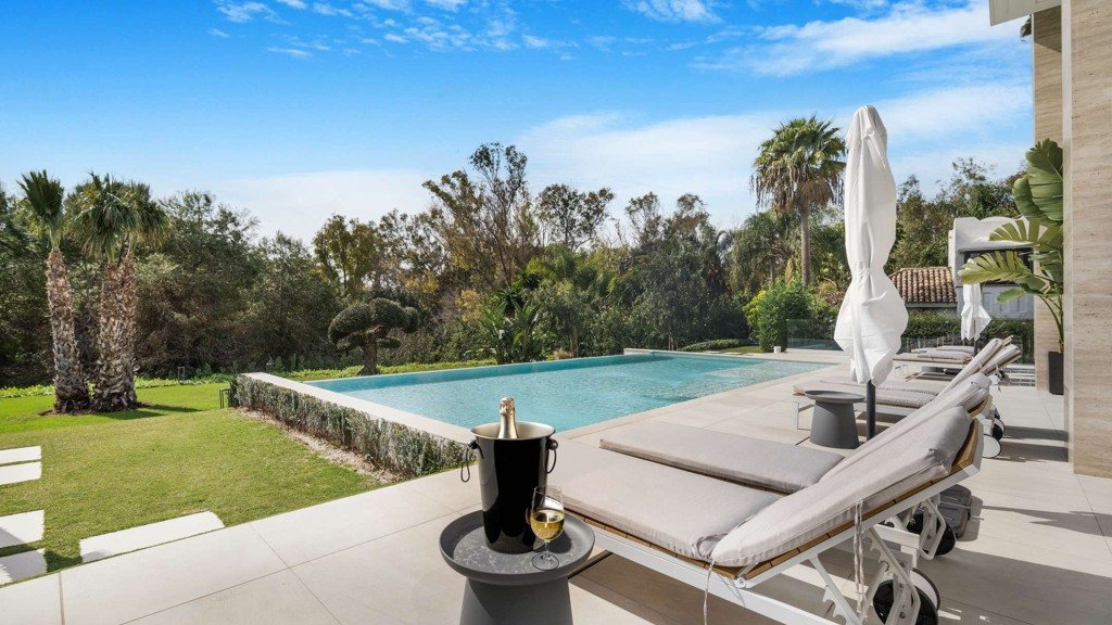 Villa in Marbella, Malaga, Spanien 6 Schlafzimmer, 823 m2 Nr. 99393