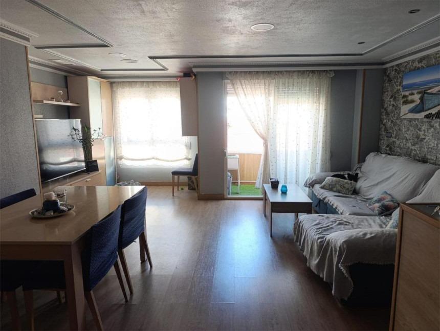 Apartment à Torrevieja, Alicante, Espagne 110 m2 No. 165798