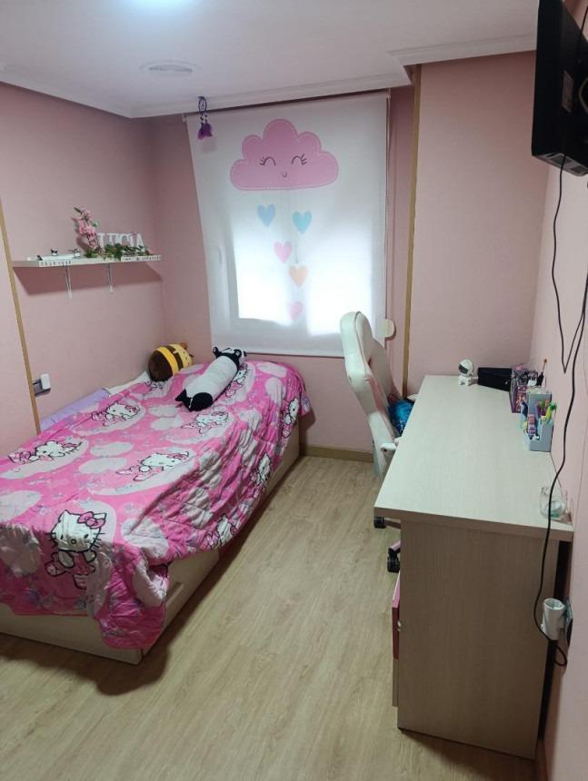 Apartment à Torrevieja, Alicante, Espagne 110 m2 No. 165798