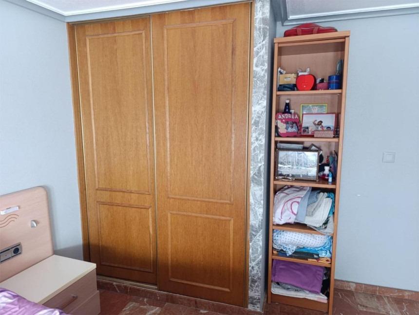 Apartment à Torrevieja, Alicante, Espagne 110 m2 No. 165798