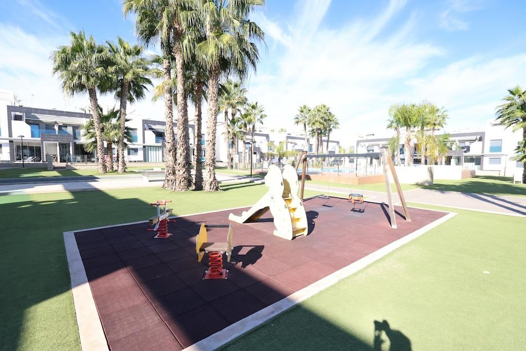 Apartment in La Zenia, Alicante, Spain 2 bedrooms, 77 sq.m. No. 165795