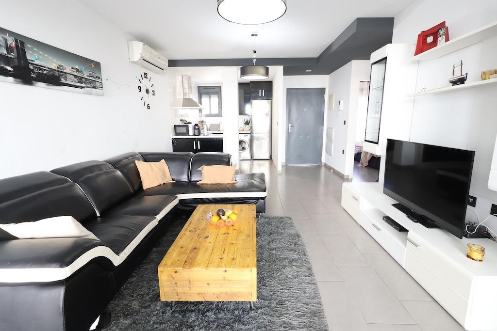 Apartment in La Zenia, Alicante, Spain 2 bedrooms, 77 sq.m. No. 165795