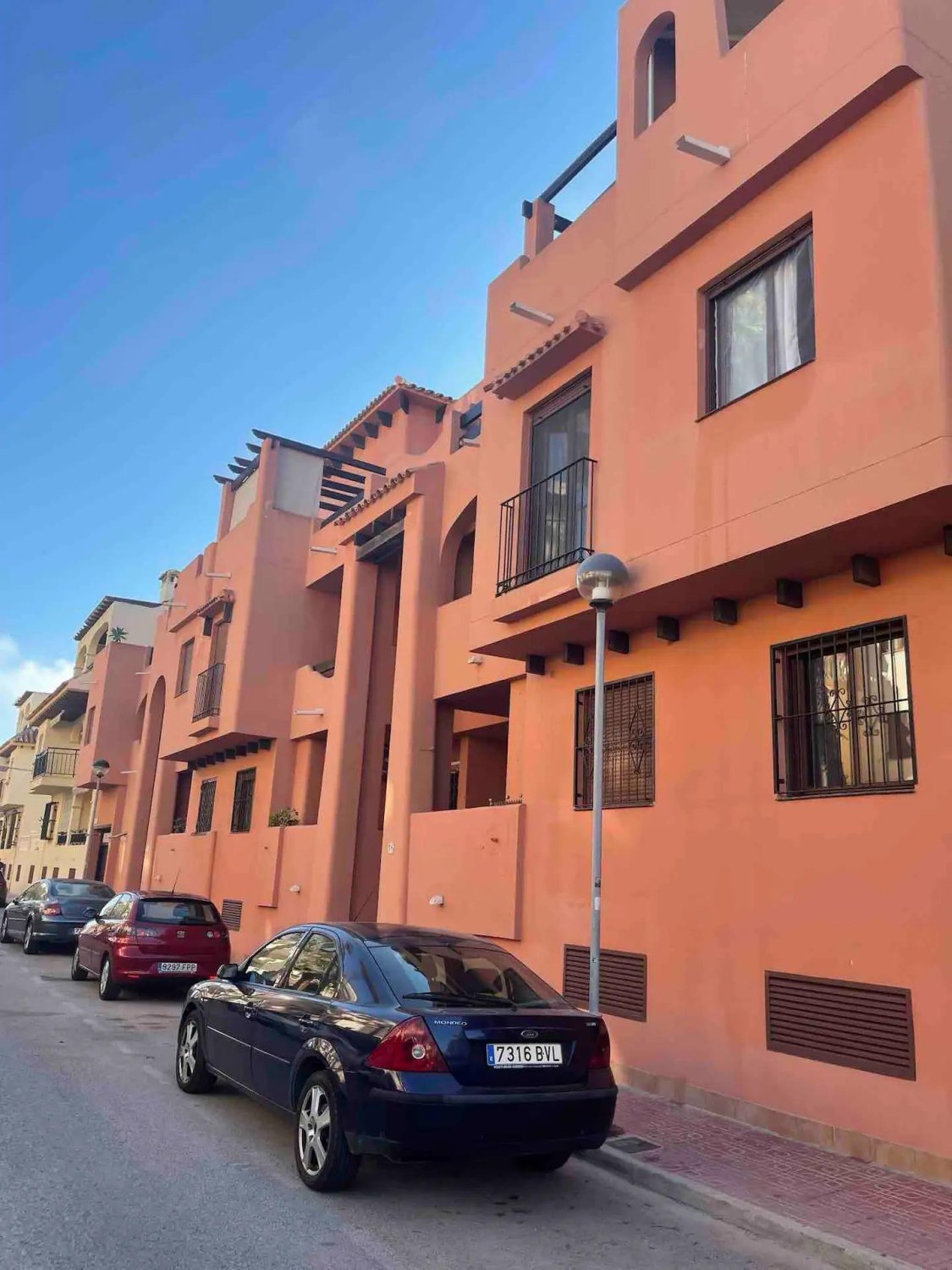 Apartment in Torrevieja, Alicante, Spain 2 bedrooms,  No. 165793