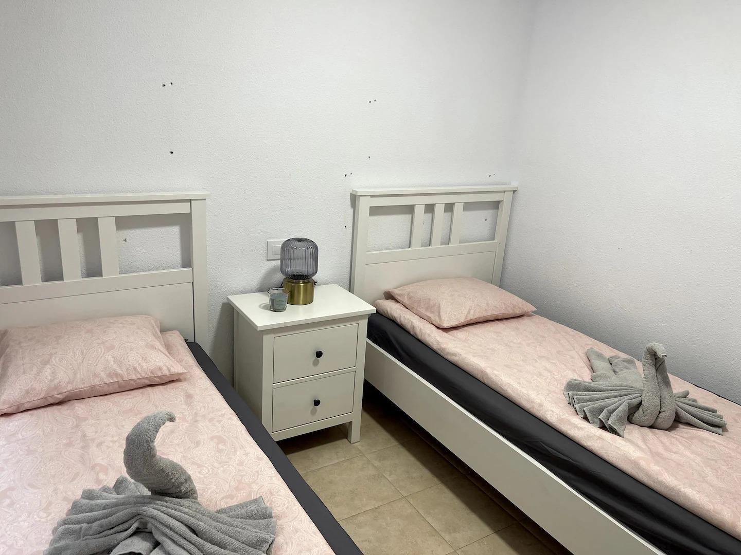 Apartment in Torrevieja, Alicante, Spain 2 bedrooms,  No. 165793