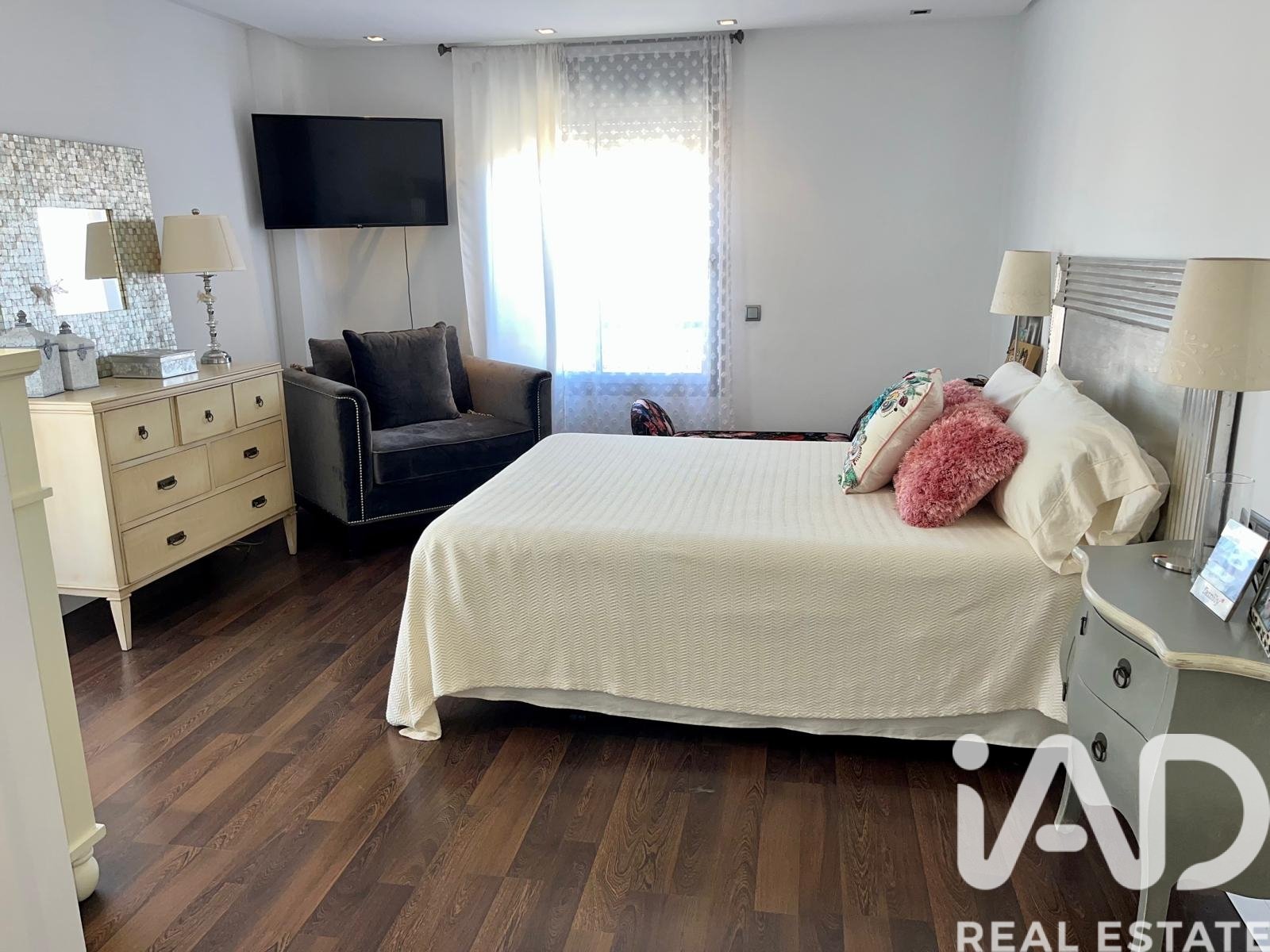 Townhouse in Almeria, Spain 5 bedrooms, 337 sq.m. No. 172595